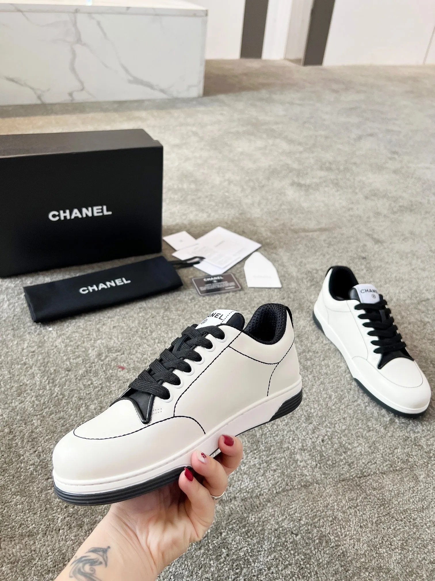 👟👟Ex-factory price 560👟👟 Chanel 2025c new casual sports shoes and sneakers, super beautiful color, very versatile, super comfortable, full of little fragrance, classic, durable and versatile, (cowhide, original outsole, good resilience) Size: 35-40